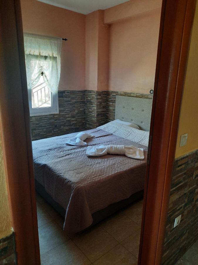 Apartment (4 Adults)