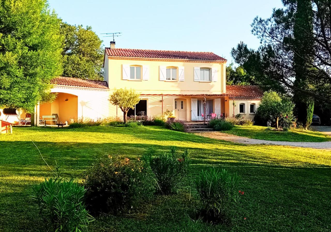 La petite maison de Valérie proche château de la Rode, du Domaine de Flore et du Lac Saint Ferréol - B&B Lempaut