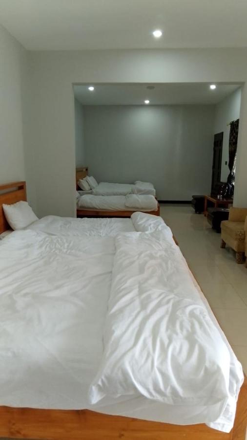 Diamond - Bed and Breakfast Battakundi