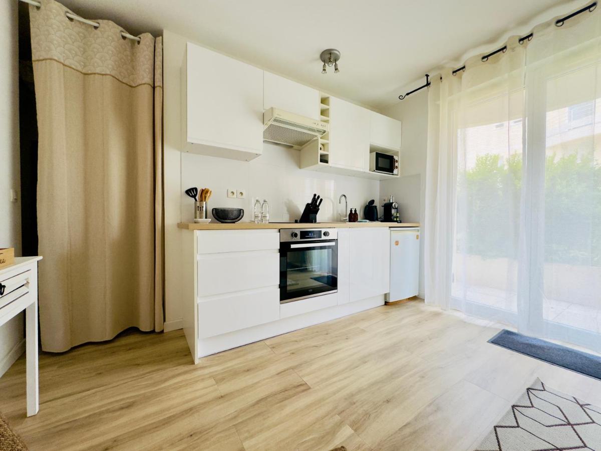 Studio tout confort avec piscine - B&B
