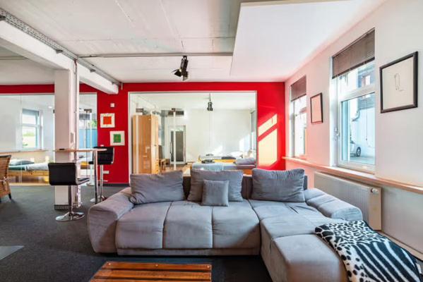 140 qm großes Loft mit 2 eigenen Schlafzimmern im Fabrikstil - direkt in Groß-Umstadt - 300 m bis zum Marktplatz - B&B Groß-Umstadt