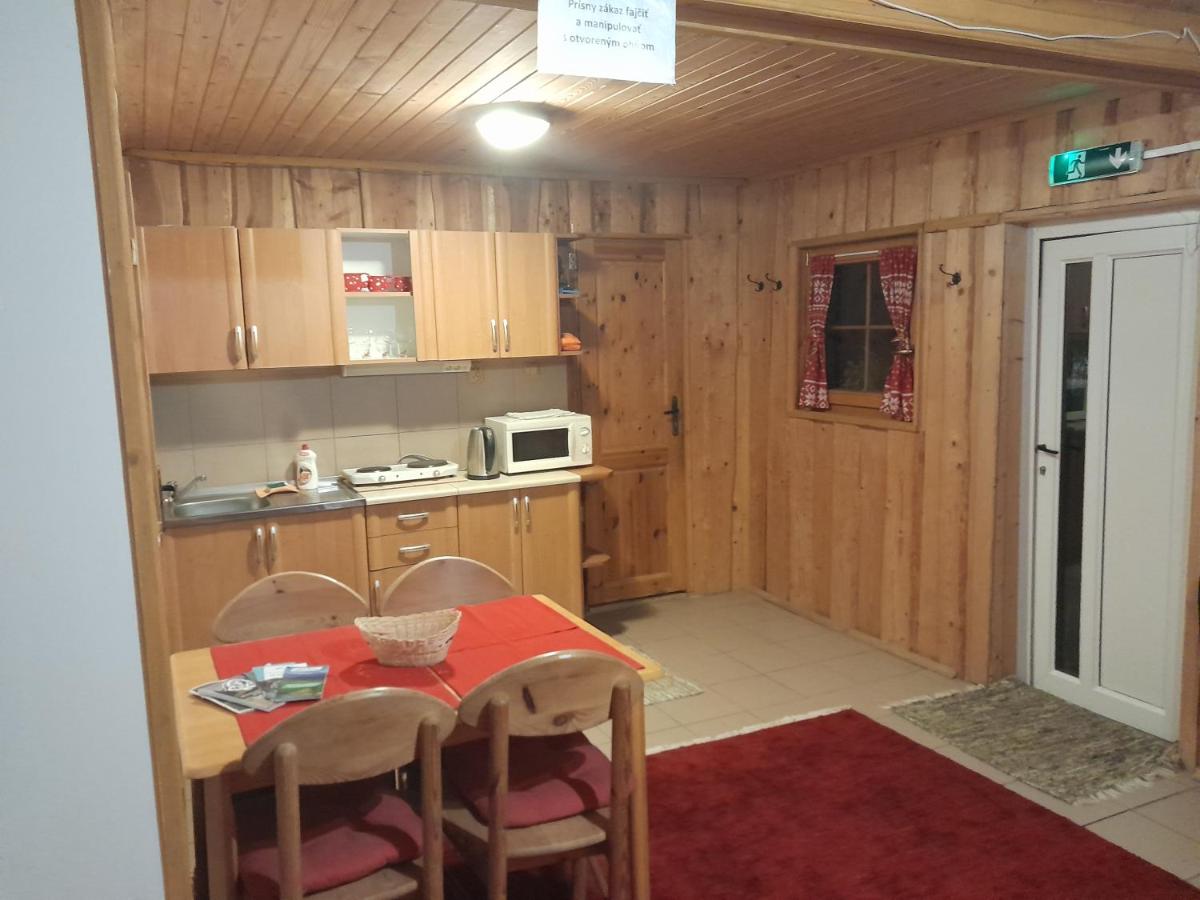 V sedle u Falťanov Zbojská - B&B Tisovec