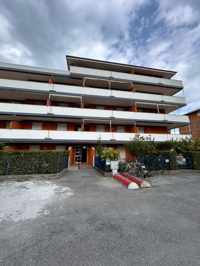 Bilocale moderno Marina di Andora - B&B