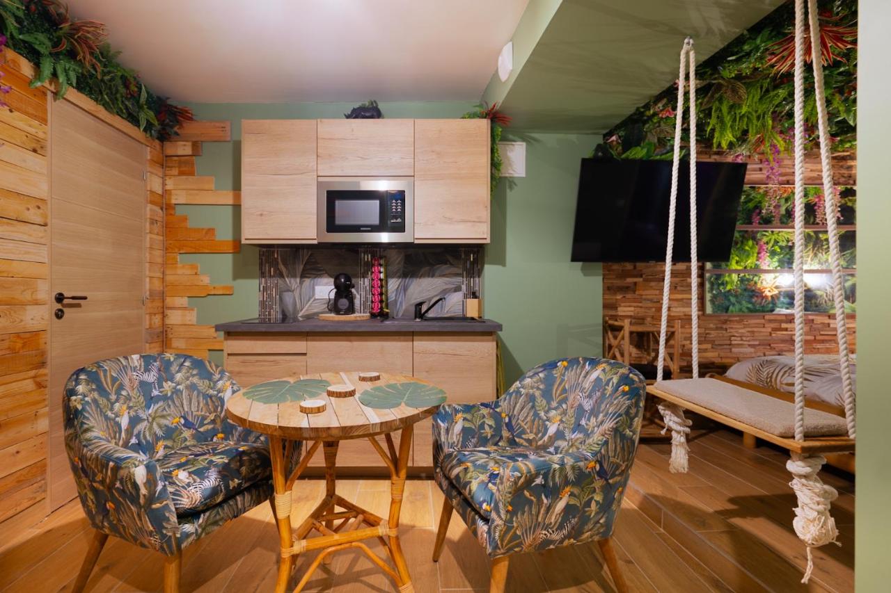 Suite jungle amour détente - Chambres d’hôtes La Flèche