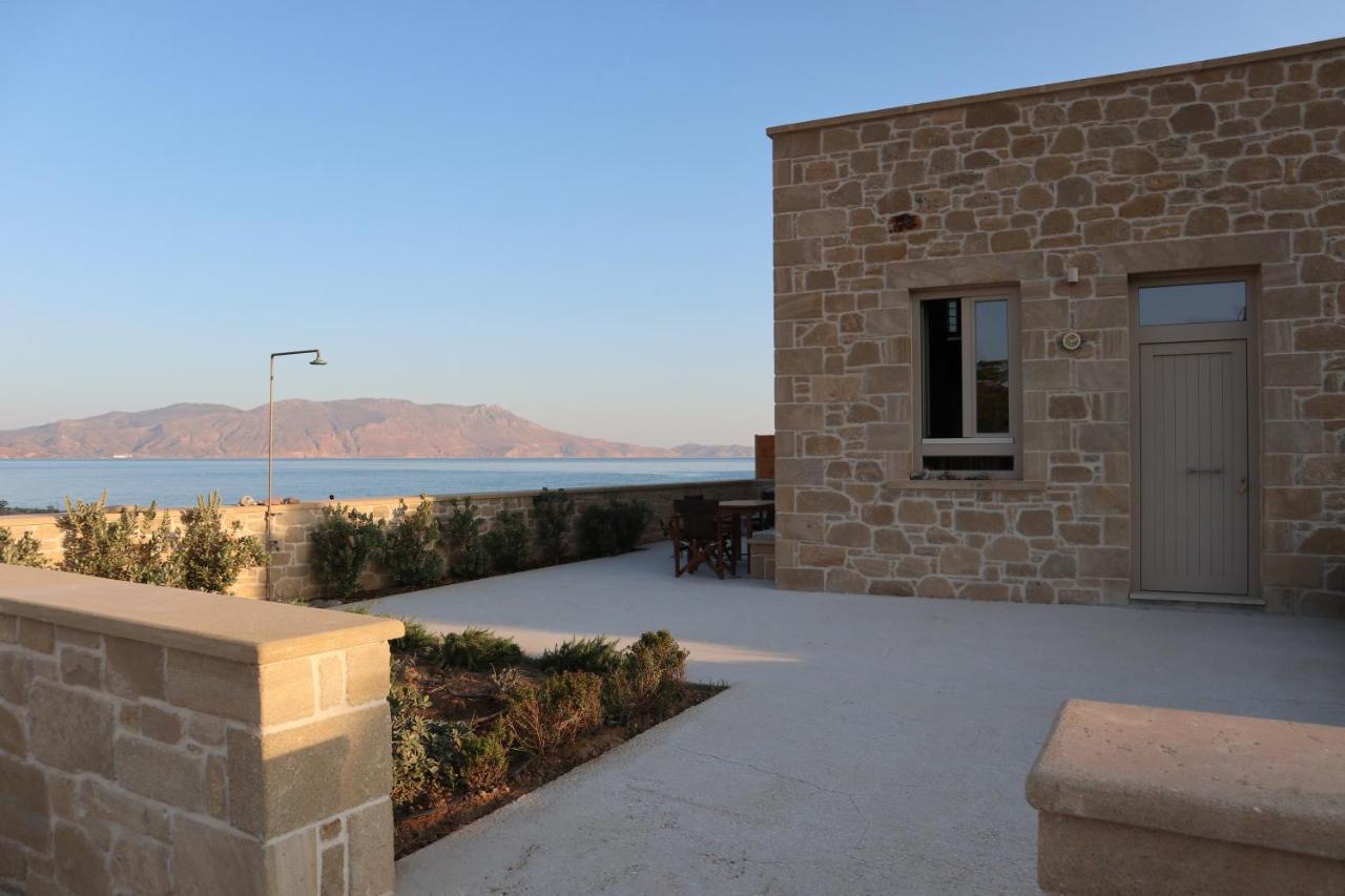 Ponente - seaside stone house - Bed and Breakfast Kíssamos