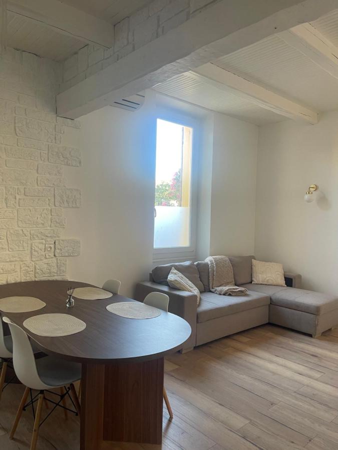 Escapade entre ville et Camargue - B&B