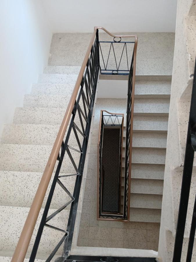 Appartamento con 2 Camere da Letto e Vista Porto