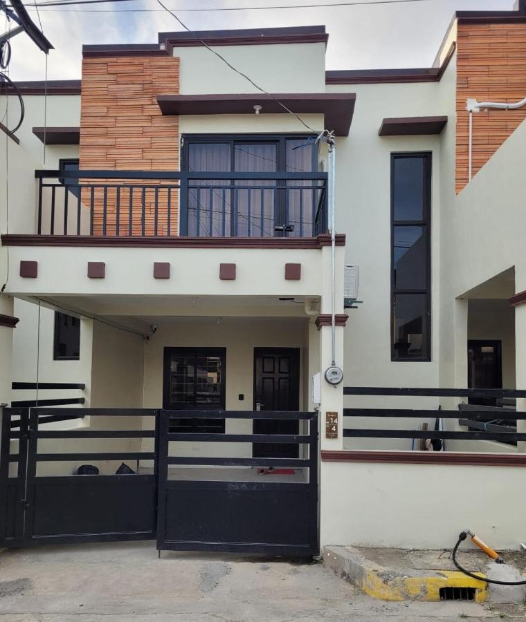 Serenity 3 New cozy Home - Bed and Breakfast Balintawak