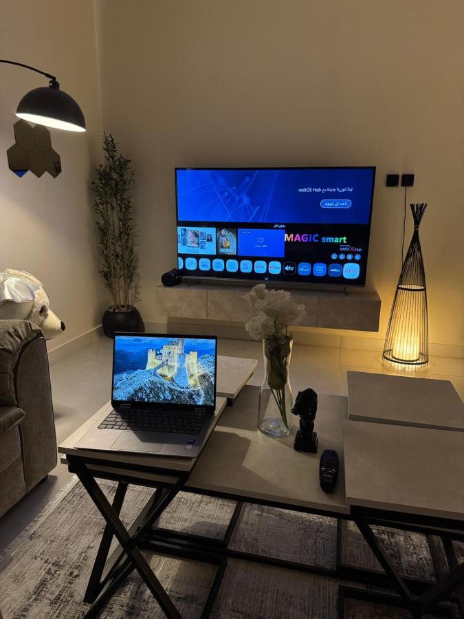 شقة بغرفتين نوم انيقه وصالة بتصميم عصري - B&B