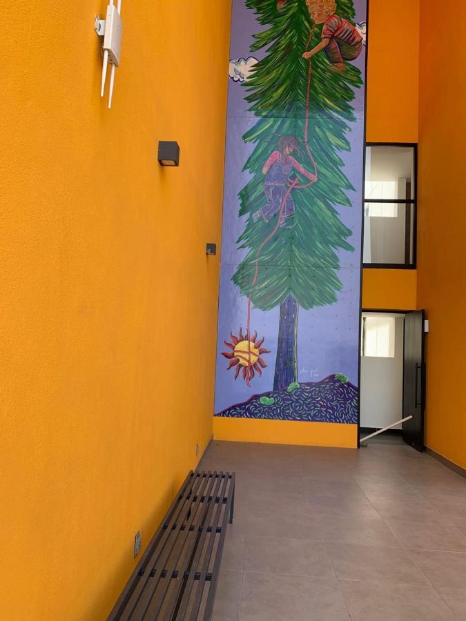 Hospedaje cerca Auditorio Telmex con A/C - B&B