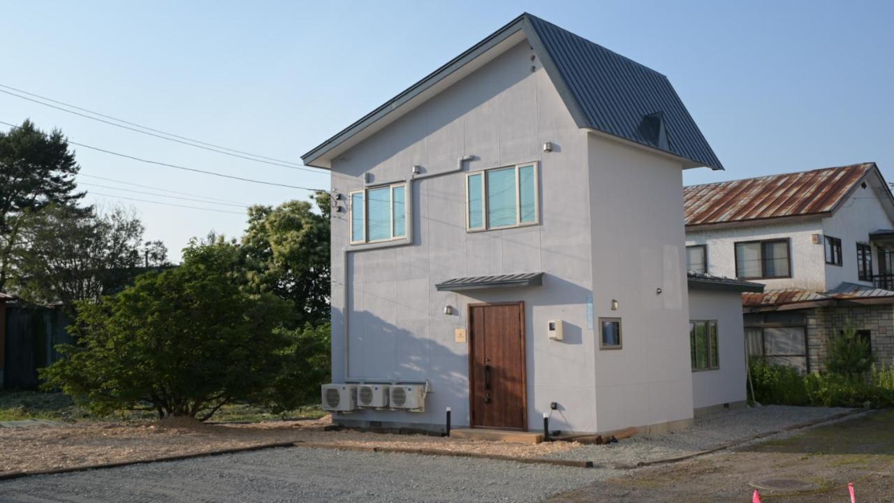 Good Wood House Higashikawa - B&B