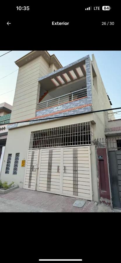 Lovely 2 Bedroom Furnished Apartments - Bed and Breakfast Multan