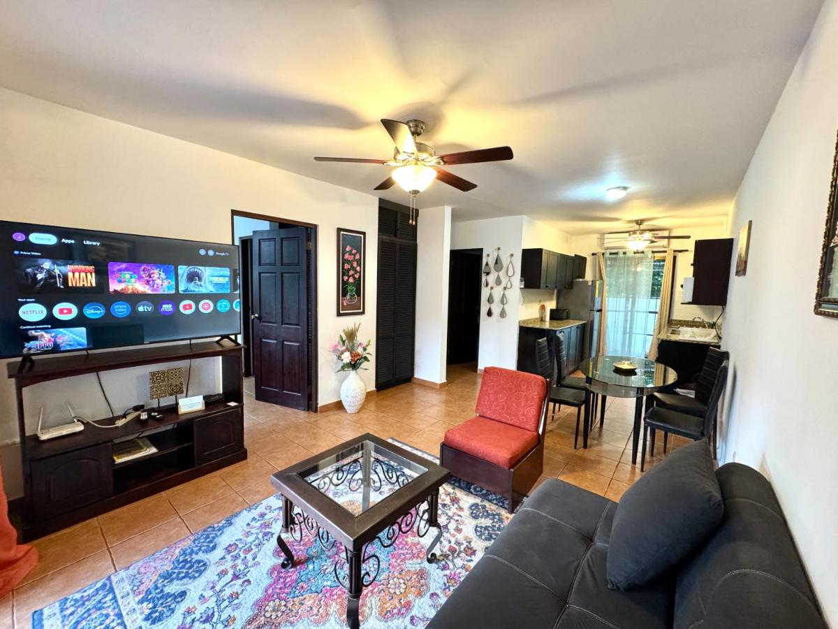 Condo Morpho with 2bed 2 baths - Bed and Breakfast Coco, Sardinal