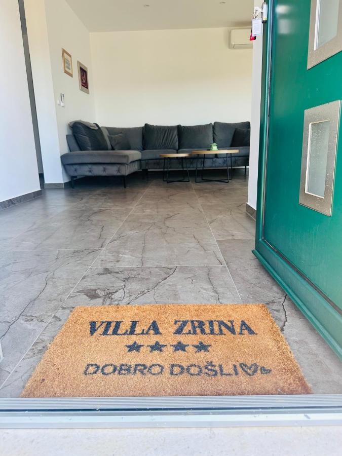 Vila Zrina - Apartmani - B&B