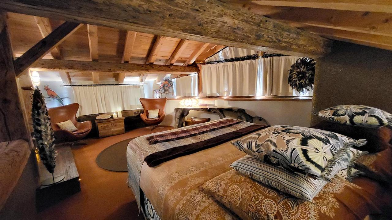 Chalet with Private Spa and infra-red light sauna