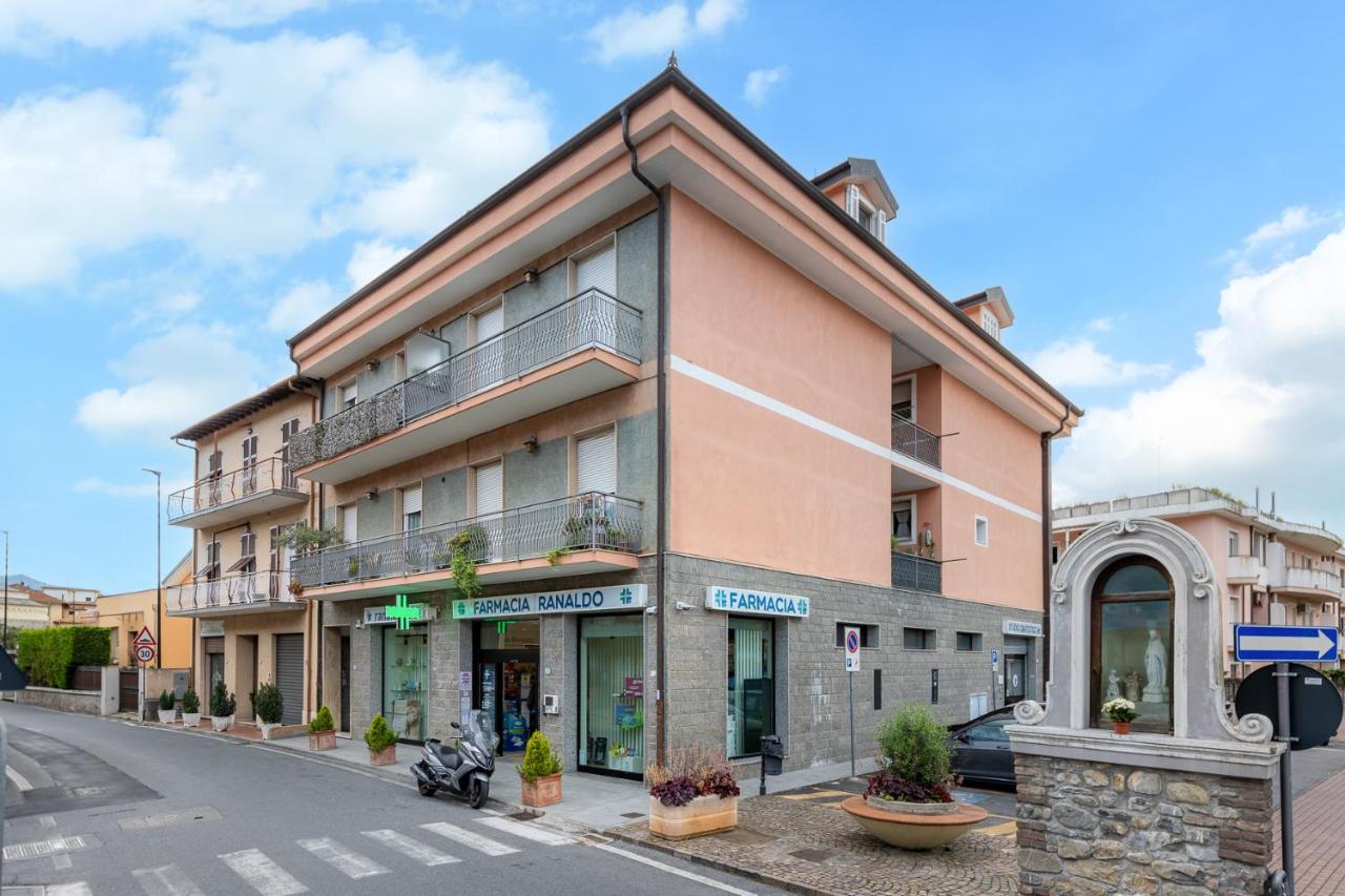 Hostdomus - Altrove Apartment - Bed and Breakfast Villanova d'Albenga