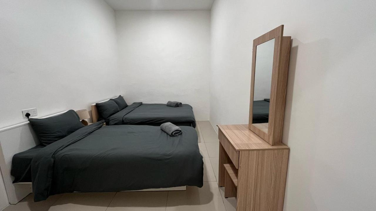 1 Avenue Homestay & Serviced Apartments - Bed and Breakfast Kampong Karungkon