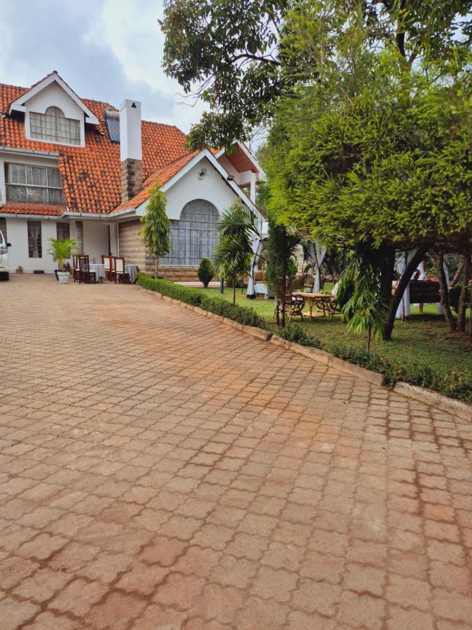 Teresita Home JKIA - Bed and Breakfast Nairobi