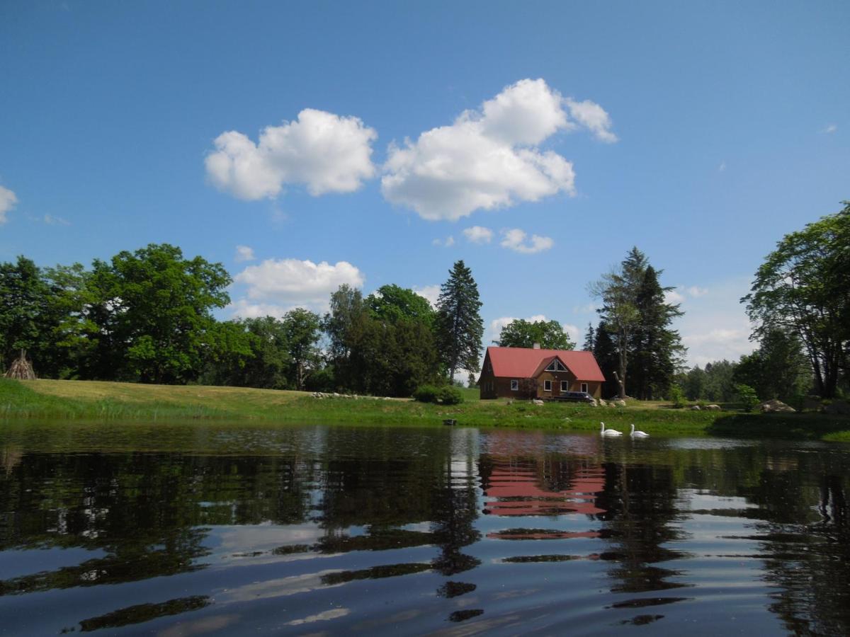 B&B Mõksi - Hinni Talu Puhkemaja - Bed and Breakfast Mõksi