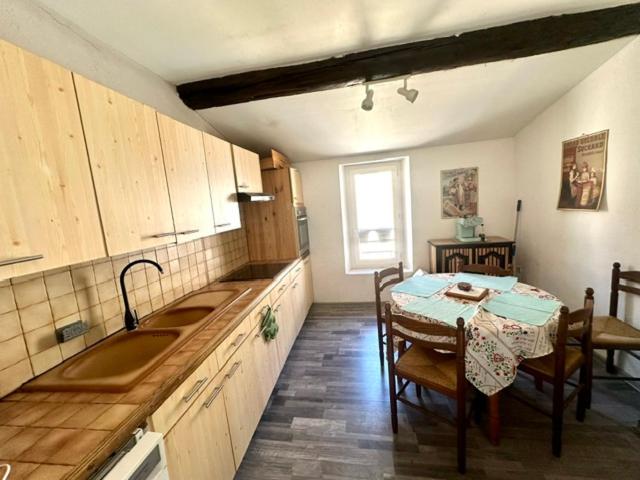 Maison 85 m2 avec deux chambres BIZANET - Chambres d’hôtes Bizanet