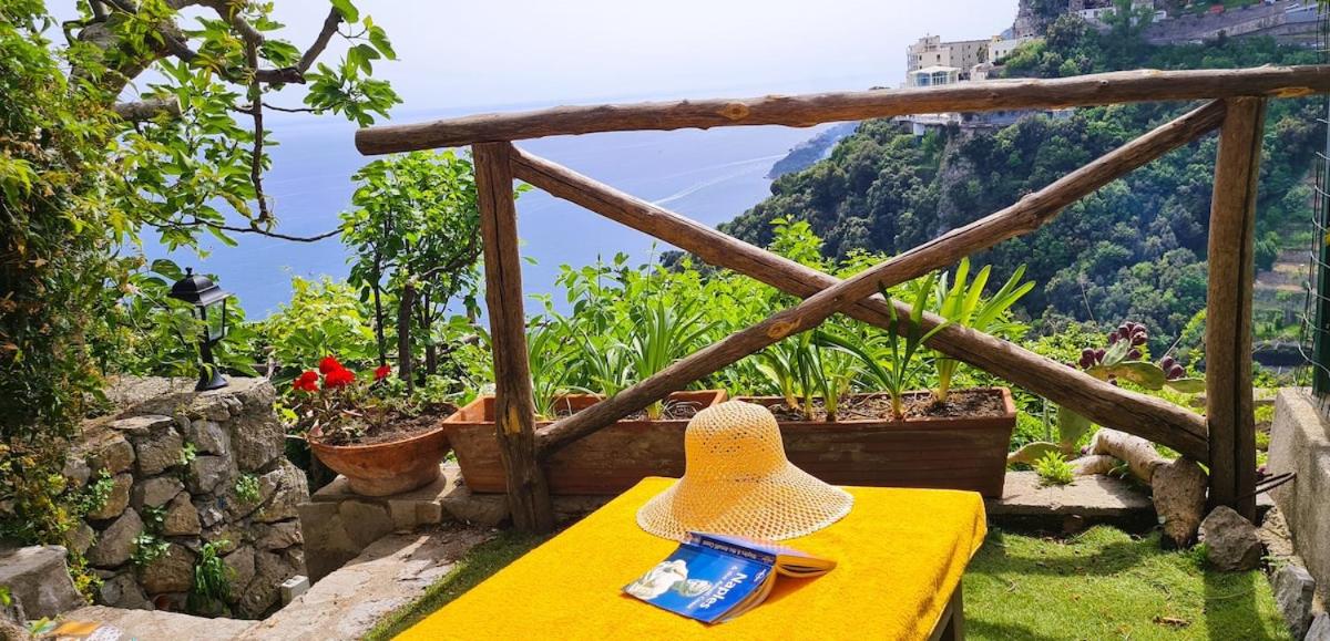 Lovely Amalfi panoramic house with garden and sea view - B&B Amalfi