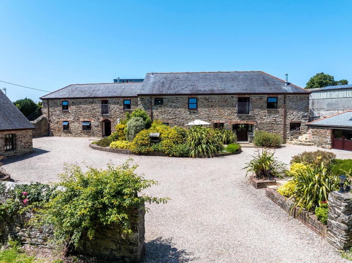 Callestock Courtyard Cottages - B&B