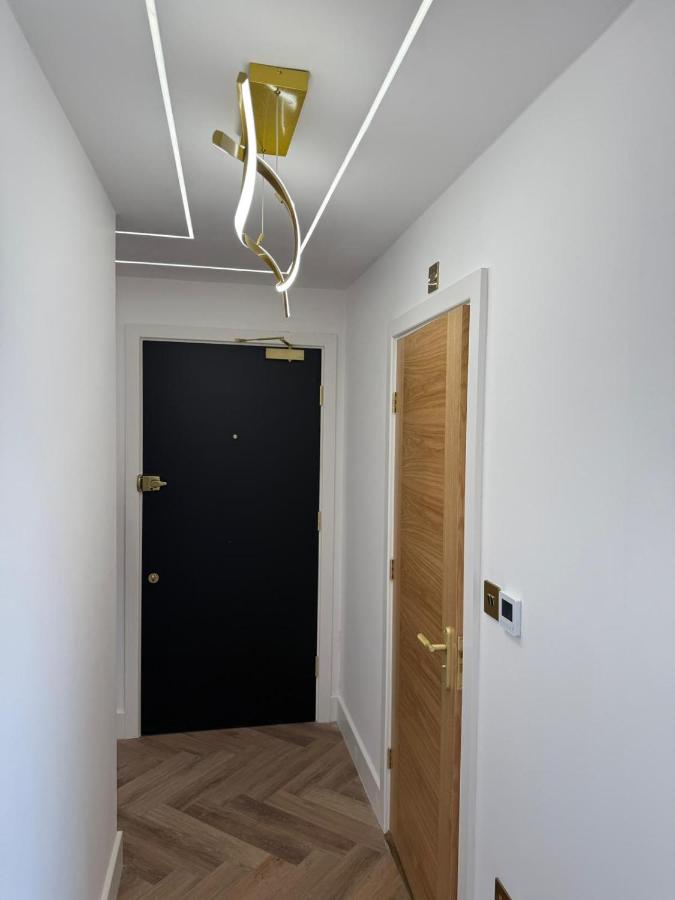 Modern 3BR Apartment Family Comfort & Style - B&B Harrow on the Hill