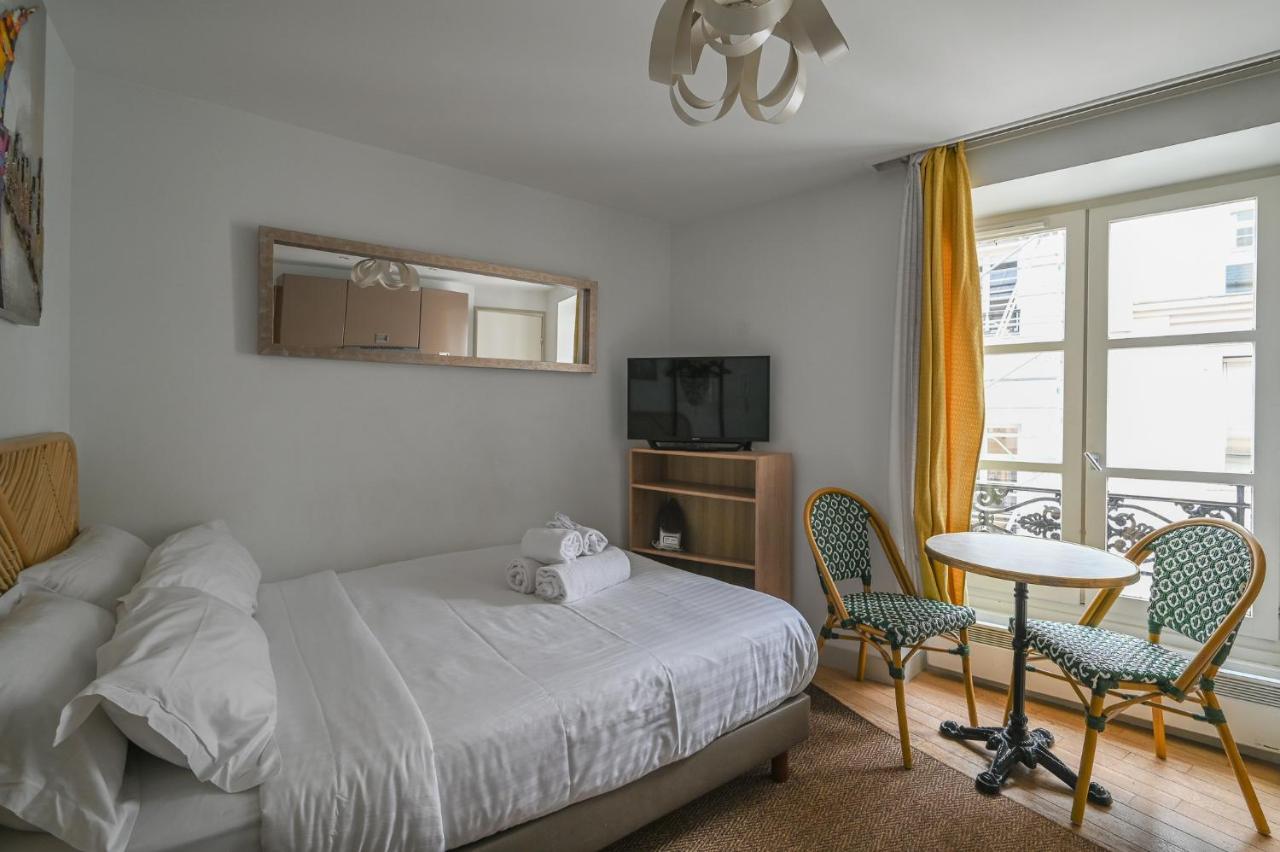 French typical apartment (opéra 5D) - B&B