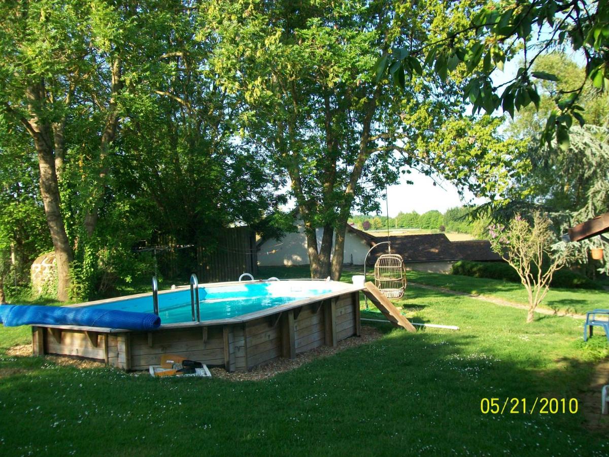 Propriété 15mn du circuit des 24h, avec piscine et spa - B&B