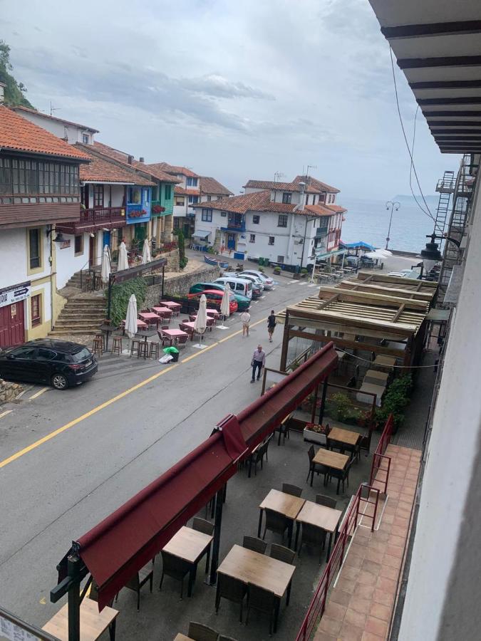 La ballena de rayas - B&B Tazones