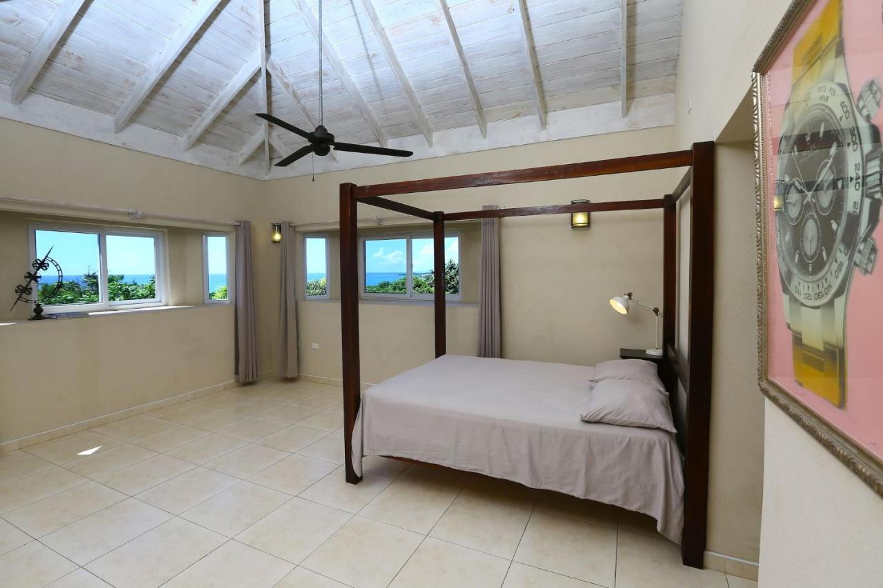 Seaview Penthouse Retreat 4 Beds 3 Baths Stay - Chambres d'hôtes Whitehouse