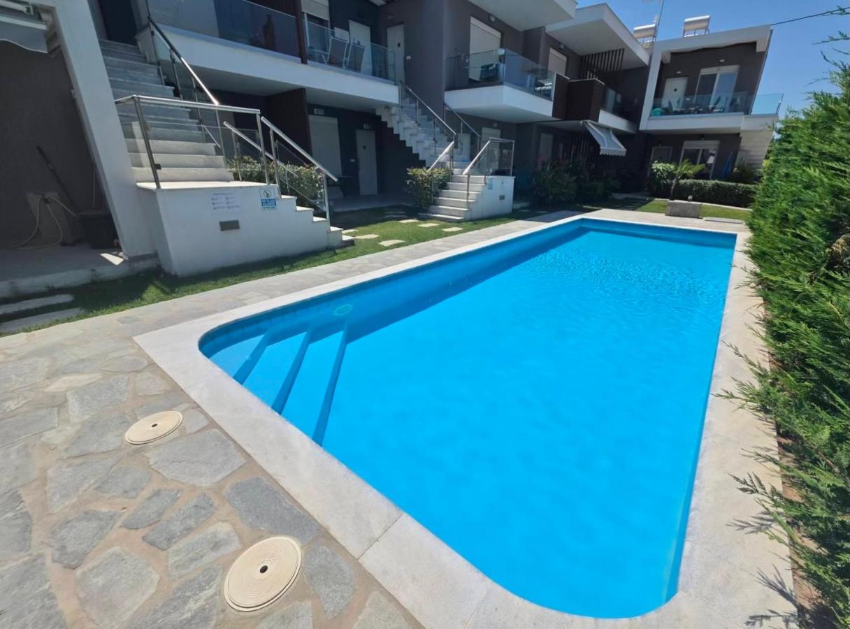 Central Pool Apartments, Delta Hospitality - B&B Ofrynio