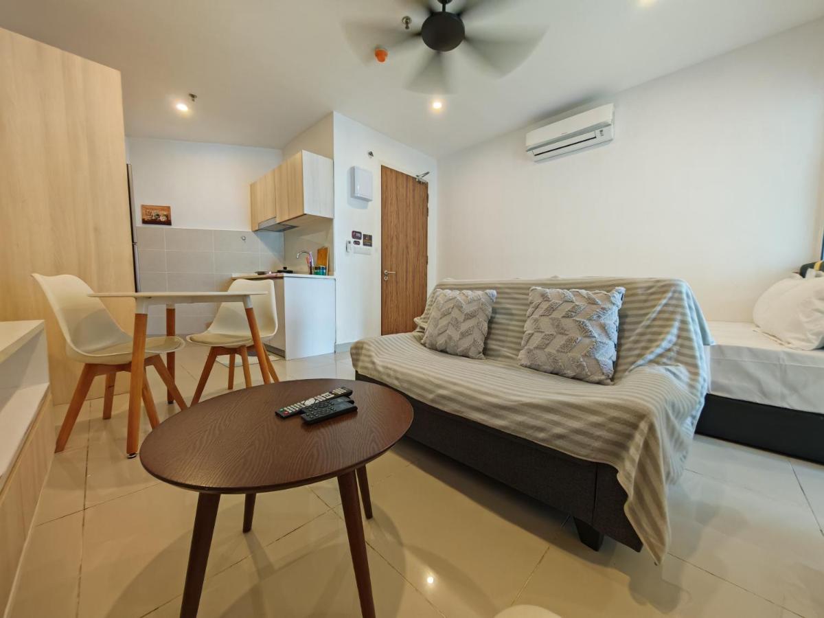 Studio with Sea View