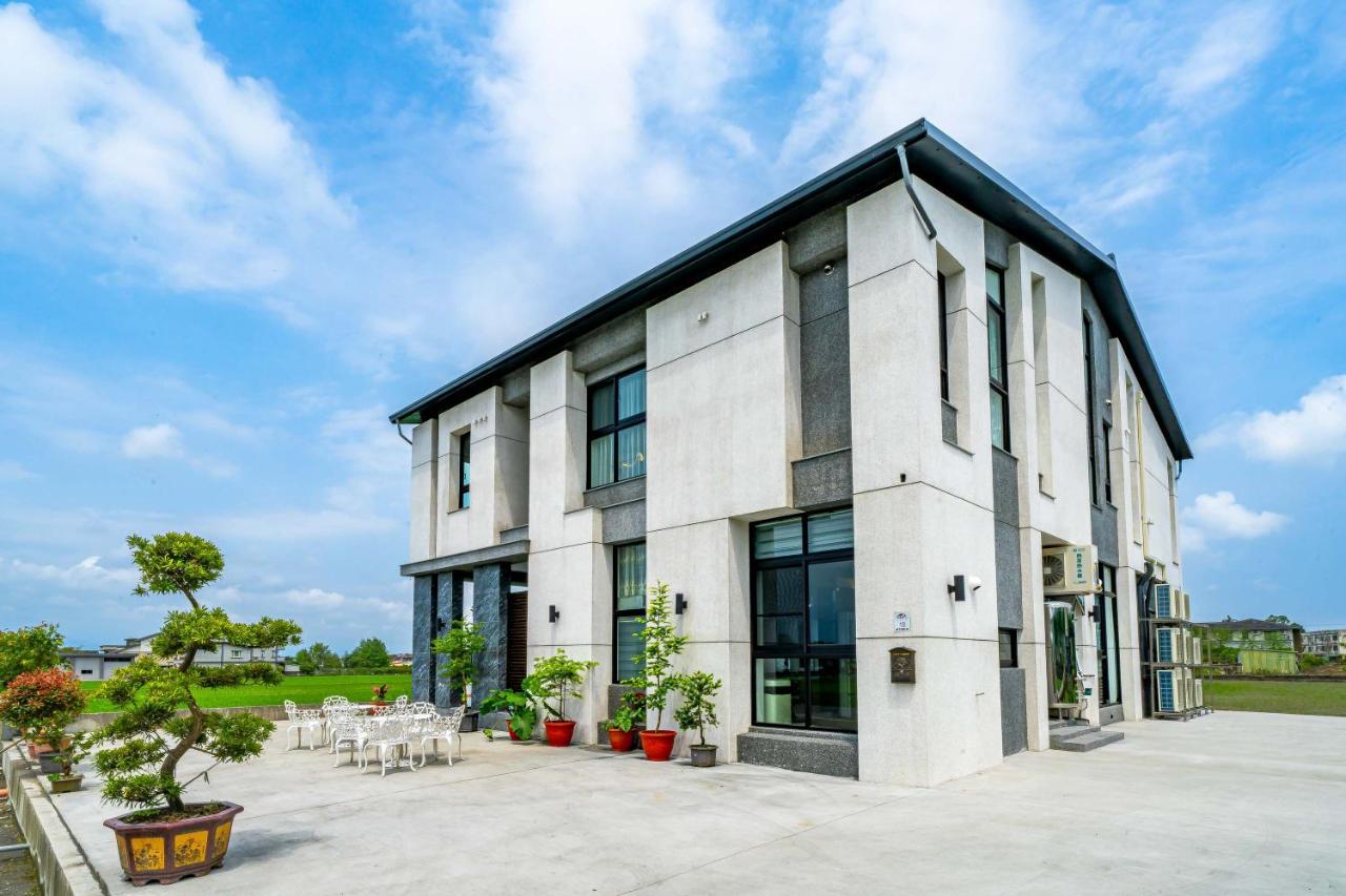 墨藝民宿 - Bed and Breakfast Sanxing