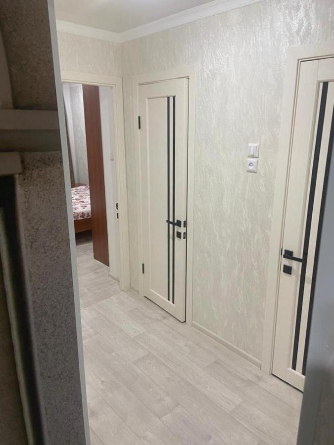 2x комнатная квартира в центре города, Уральск - B&B