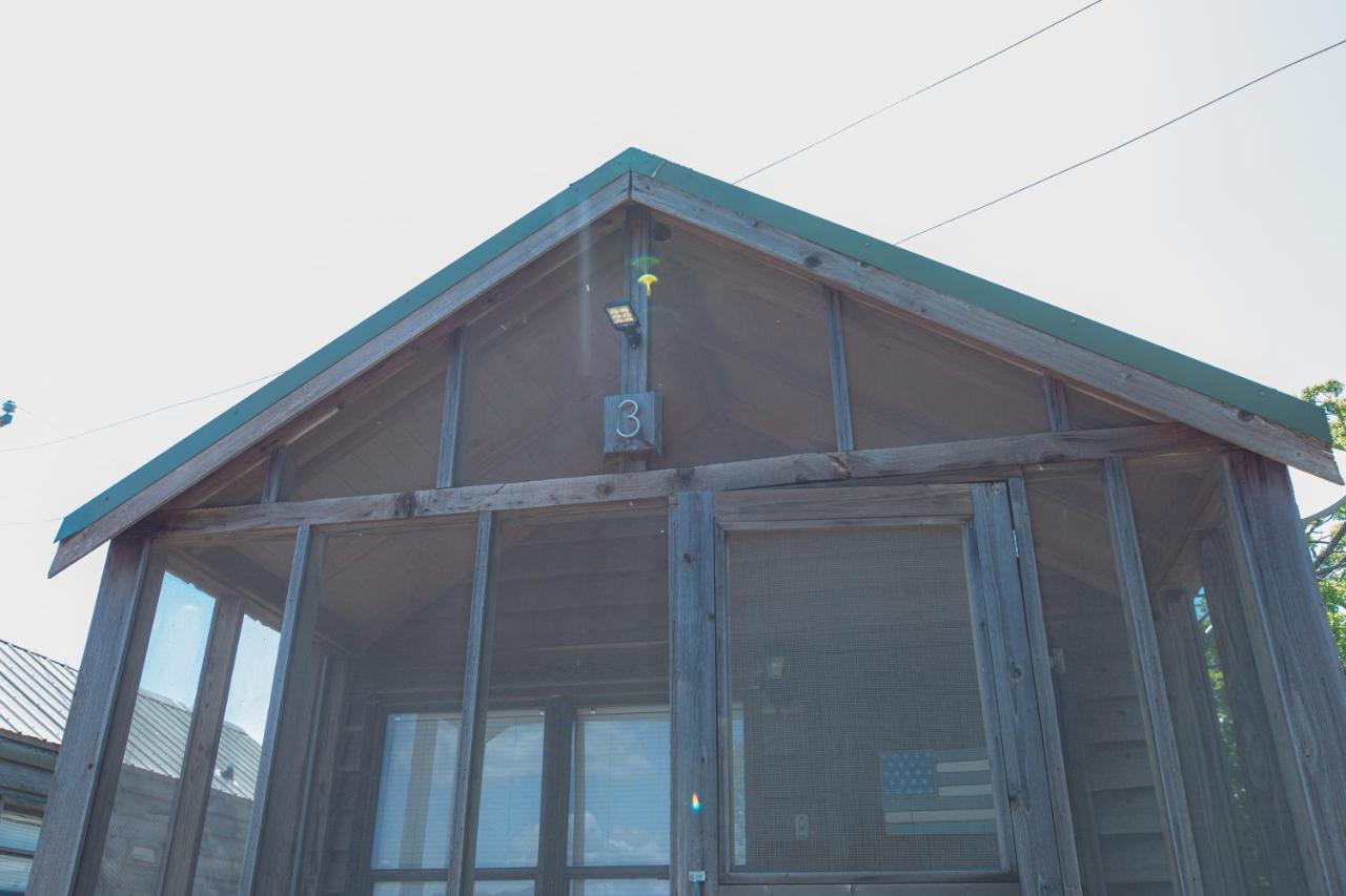 Lakeview Cedar Cabin - Uncle Sams Cabin - 3 - B&B Mead