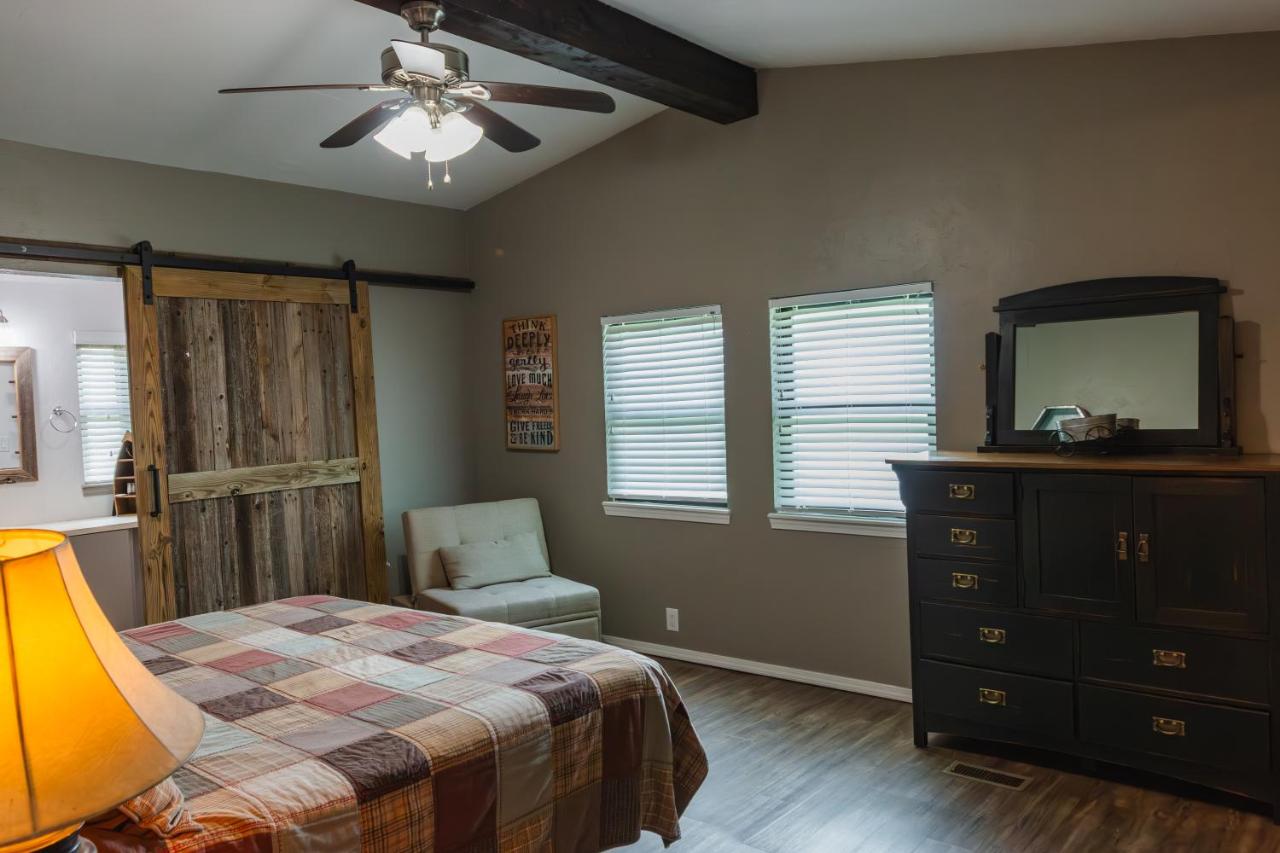 Three-Bedroom Holiday Home 