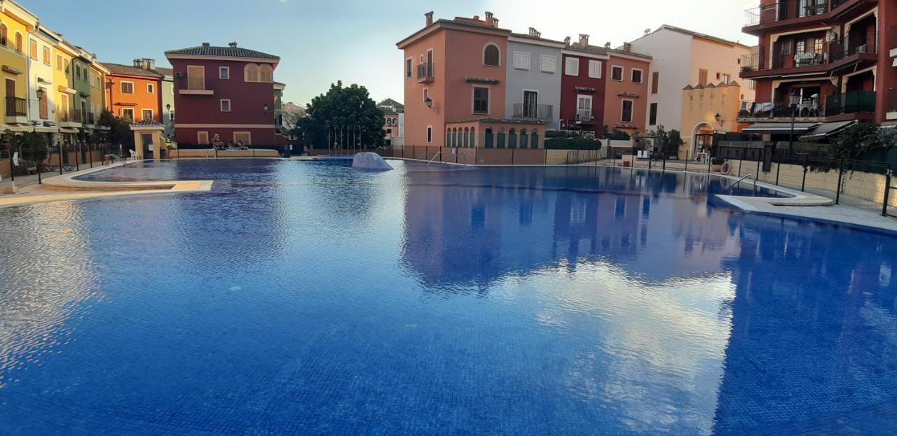 Apartment with views of the Mediterranean- Little Venice - Chambres d’hôtes Port Saplaya