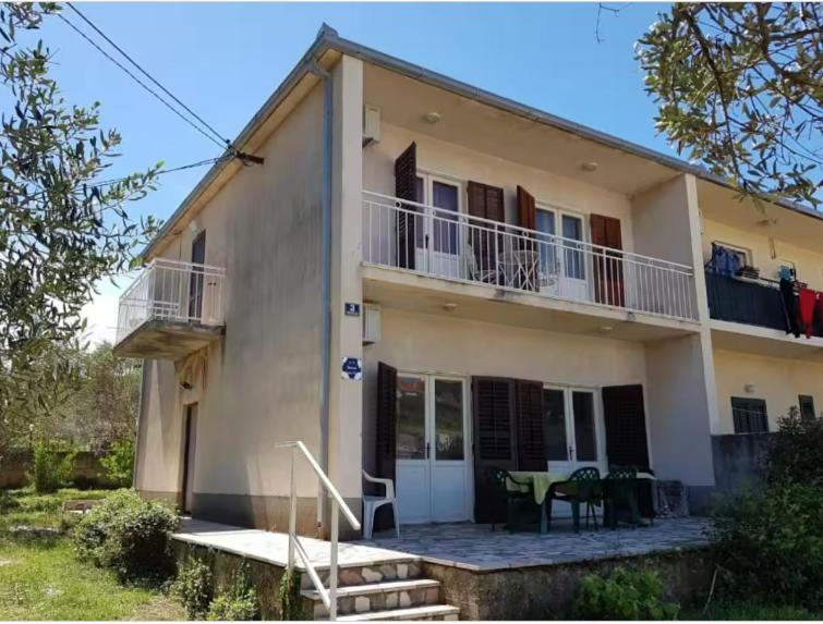 Aparmani Ljilja - Port Slatine - Ferienwohnung Slatine