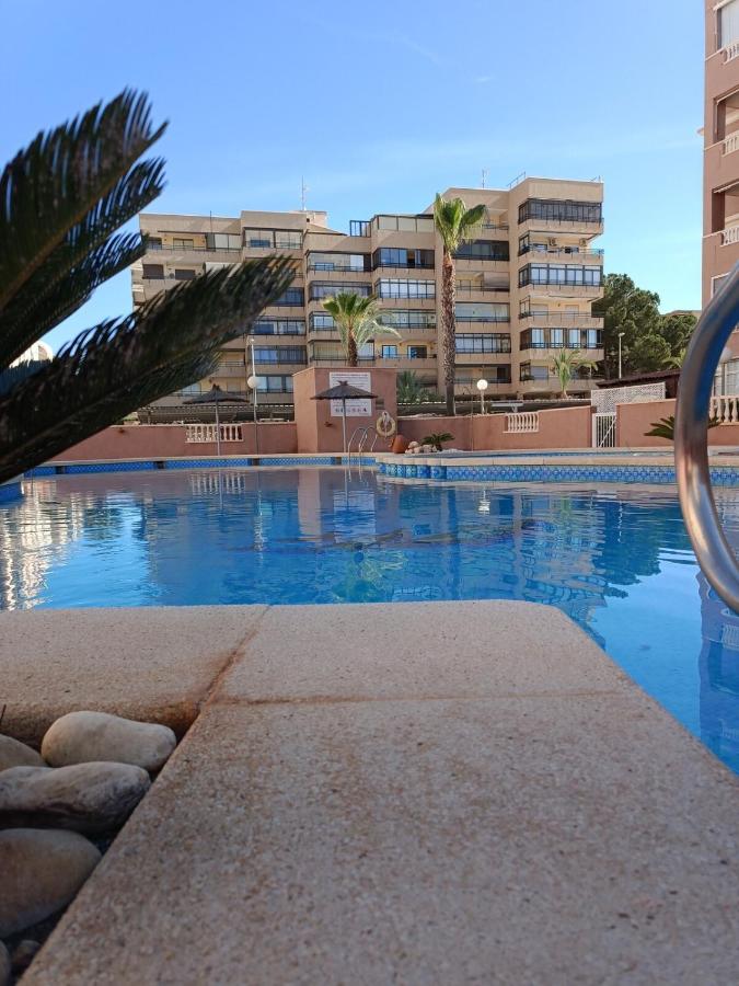 Arenales del Sol, Apartamento familiar con piscina, parking y playa a 5 minutos - B&B Arenales del Sol