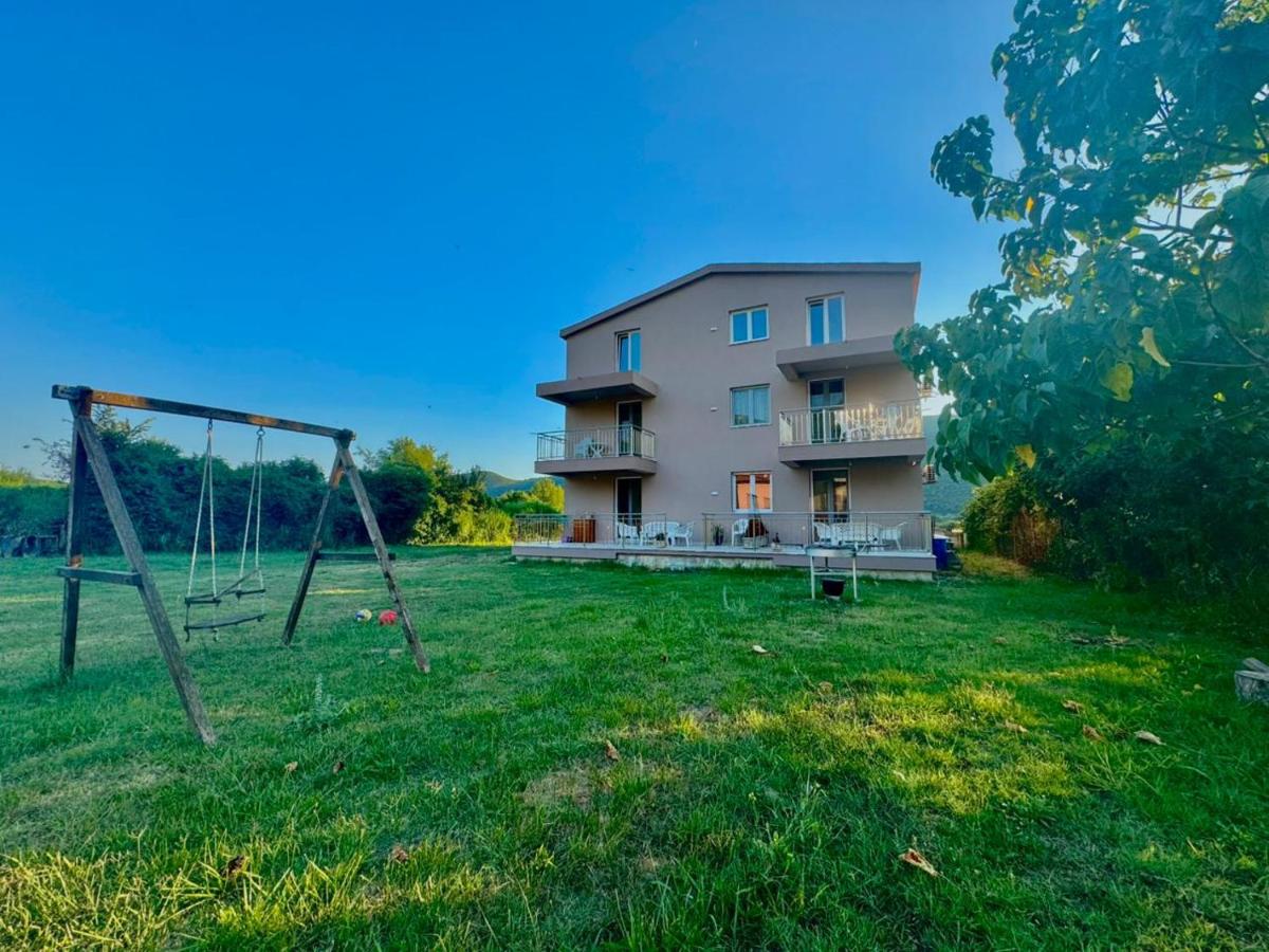 Appartamento con 2 Camere da Letto