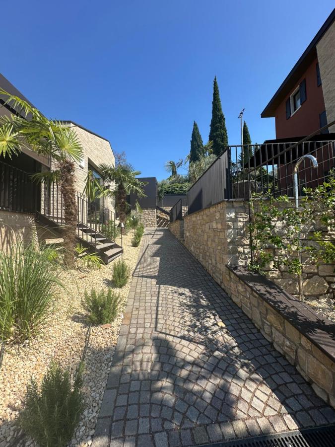 Luxury Apartments La Baia - B&B Torri del Benaco