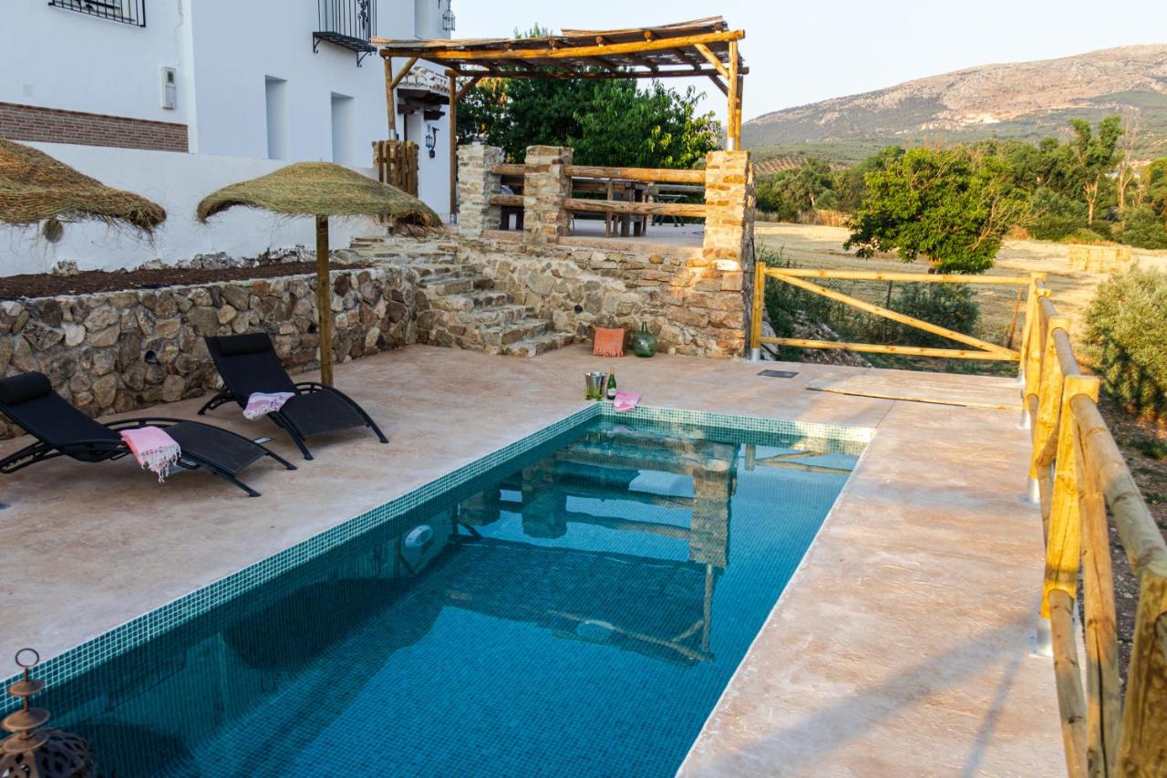 LA CASA DE LA HUERTA Stylish family cottage in Malaga countryside - Chambres d'hôtes Málaga