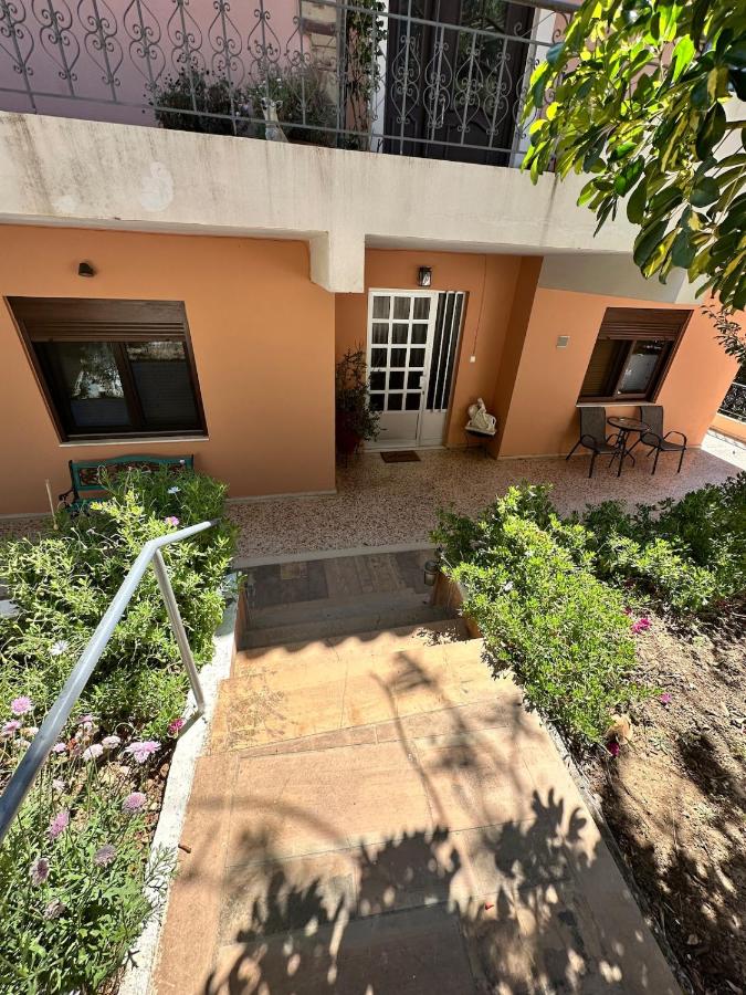 Neromilos - Ferienwohnung Chios