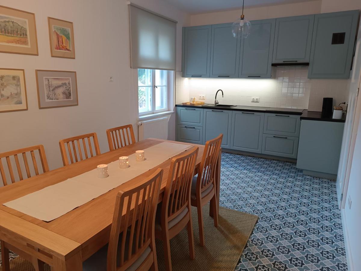 Dom pod Agatową Skałą we Wleniu - B&B