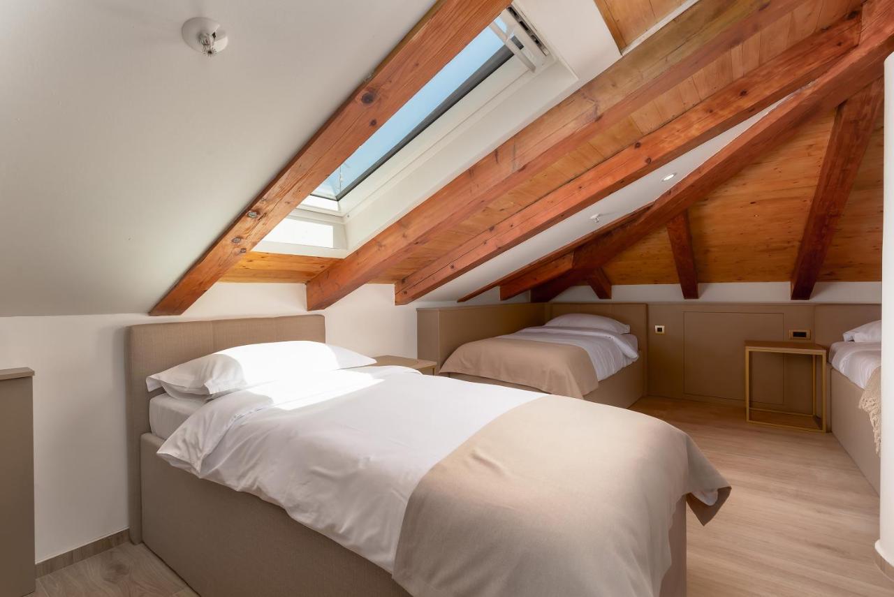 Habitación Familiar con baño privado