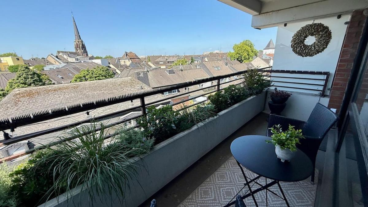 Bostel 96 - Apartment, Altstadt, Aufzug - Bed and Breakfast Moers