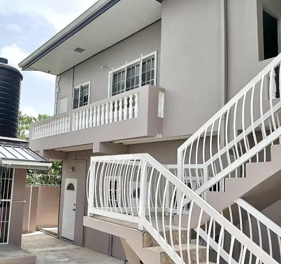 Solace Stays - B&B Arima