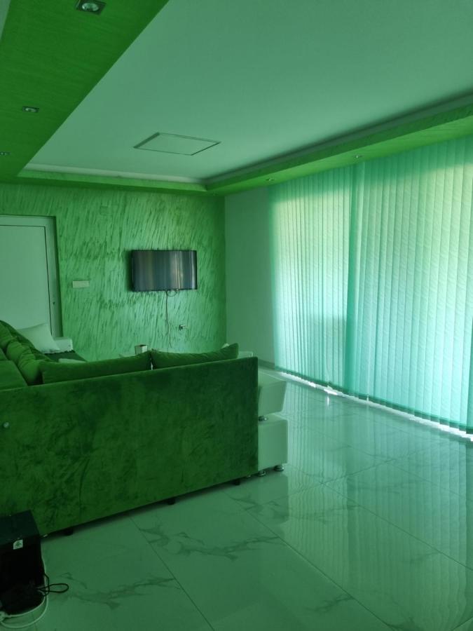 Quadruple Room with Lake View