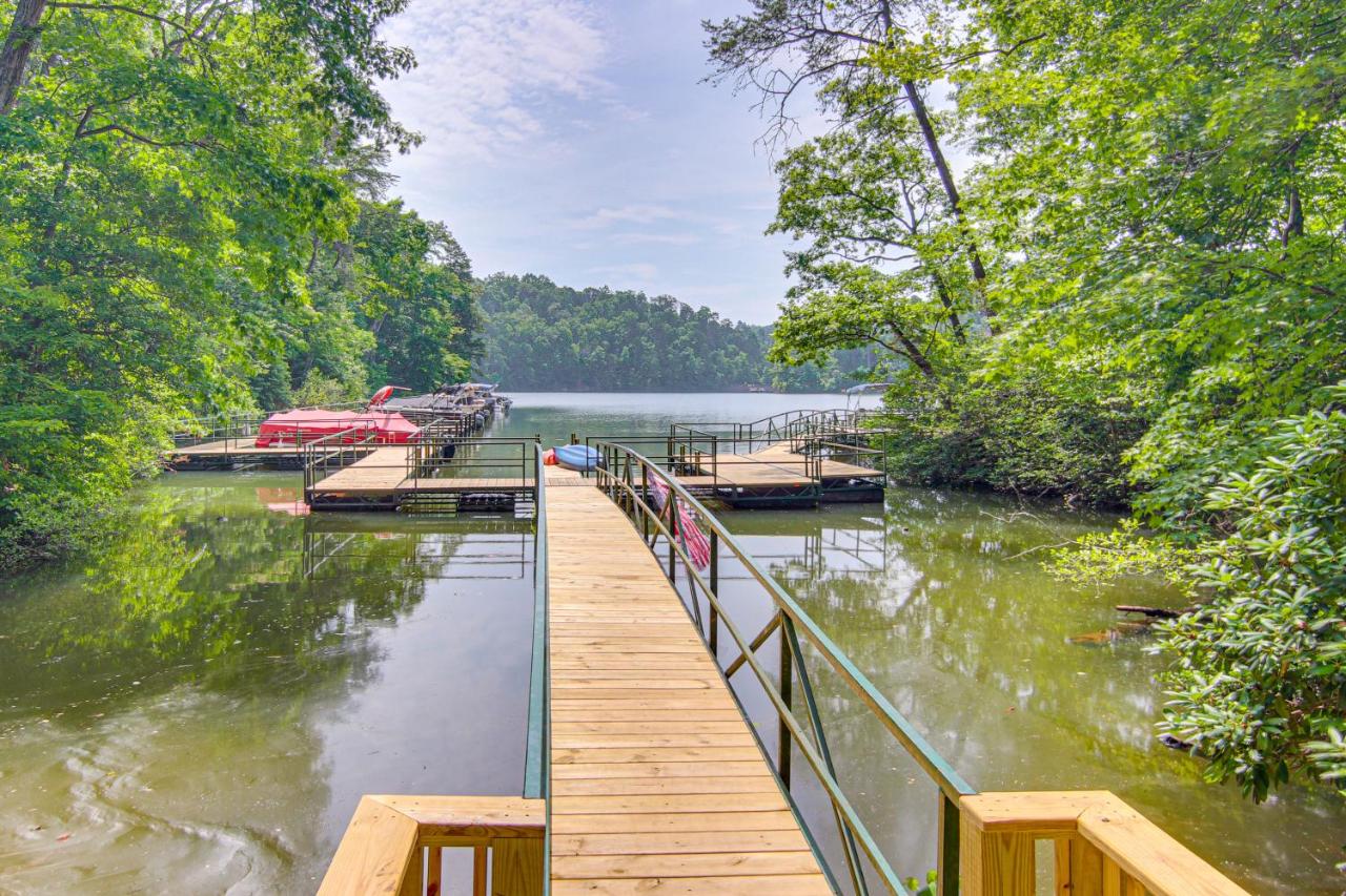 11 Mi to Chimney Rock! All-Season Family Escape - Chambres d'hôtes Mill Spring